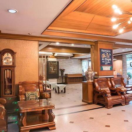 Collection O Howard Square Boutique Hotel Bangkok Bagian luar foto