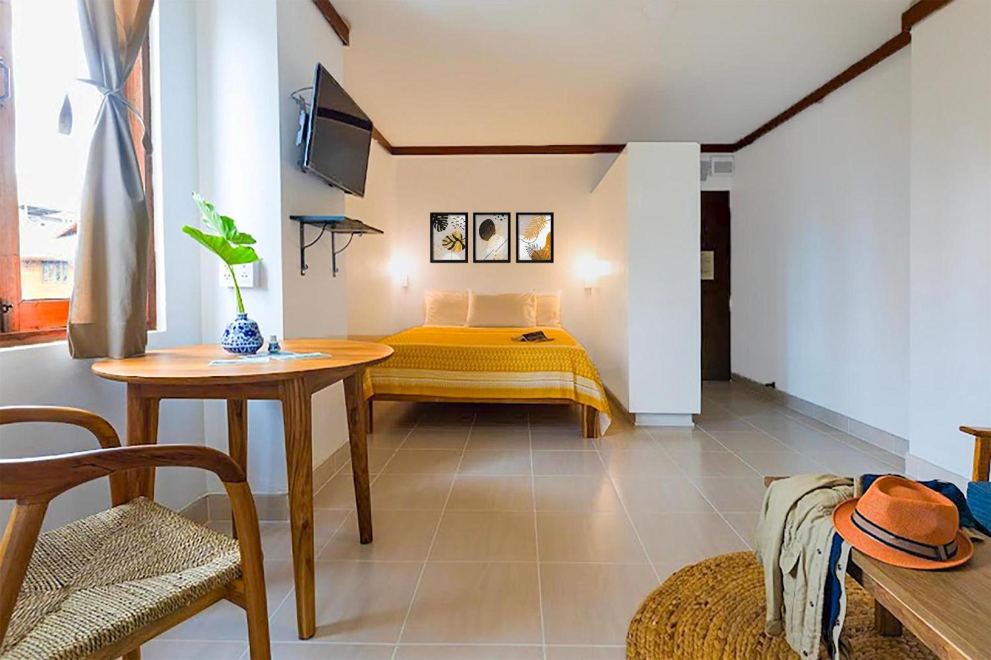 Collection O Howard Square Boutique Hotel Bangkok Bagian luar foto