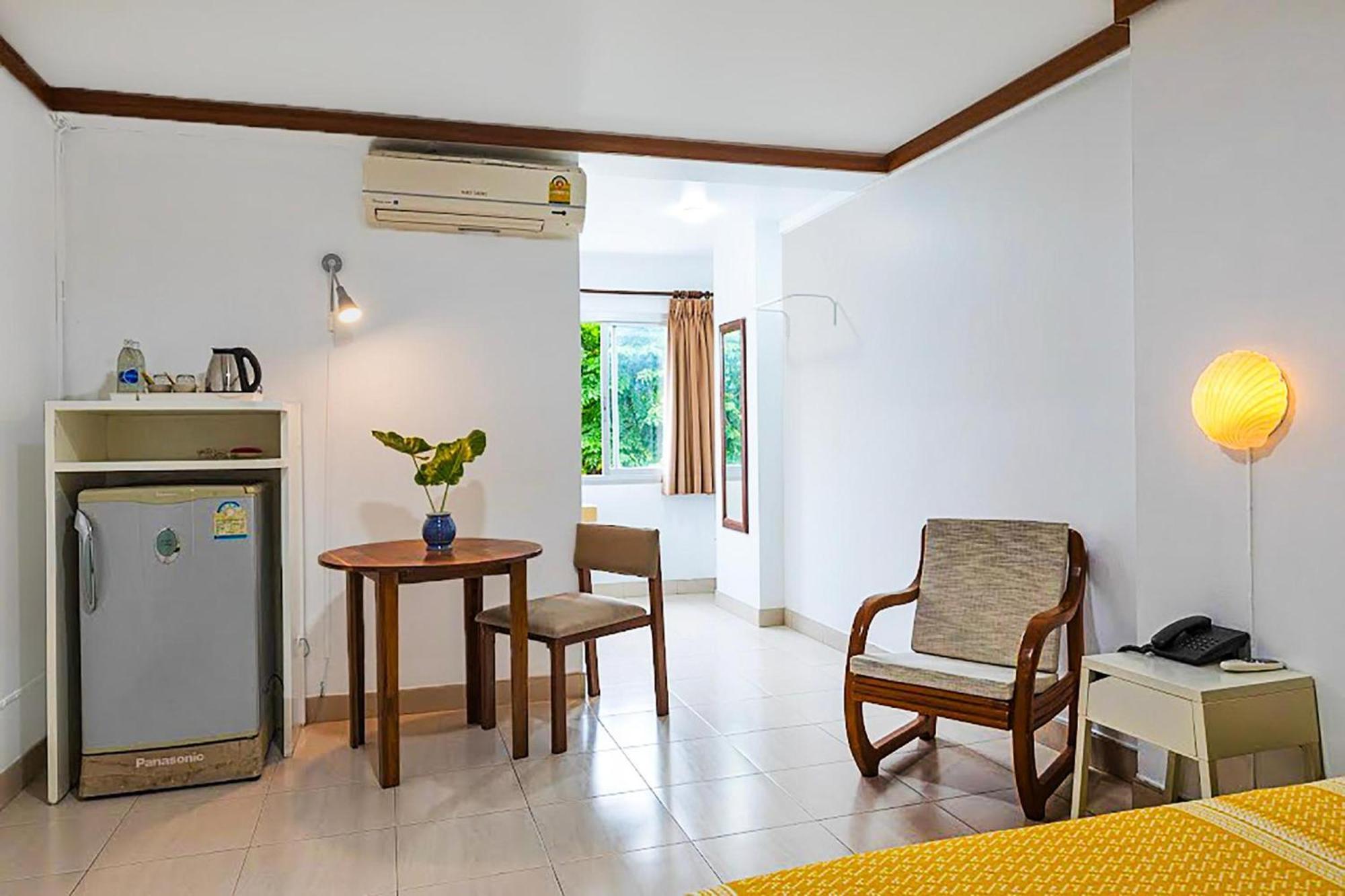 Collection O Howard Square Boutique Hotel Bangkok Bagian luar foto