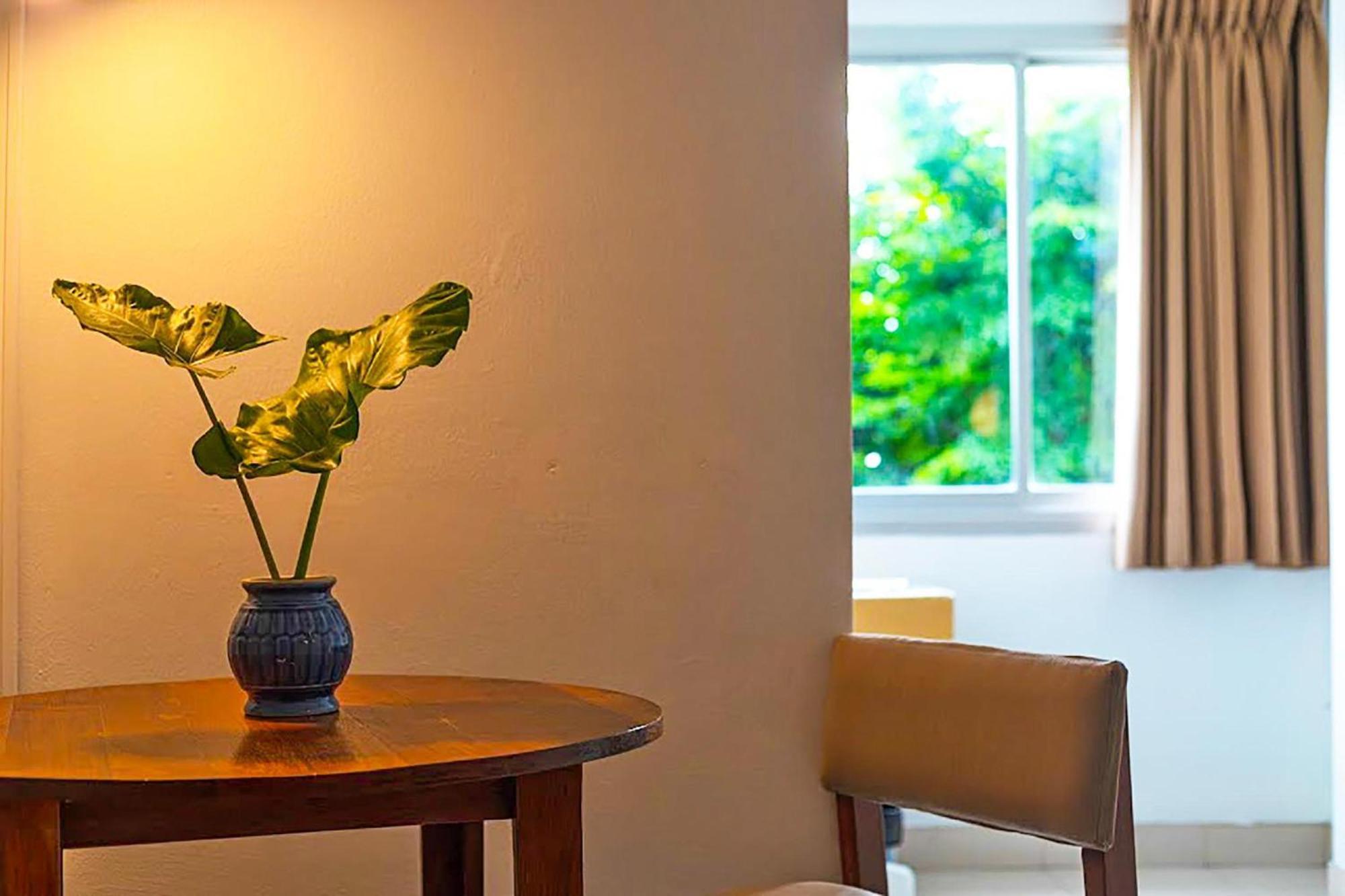Collection O Howard Square Boutique Hotel Bangkok Bagian luar foto