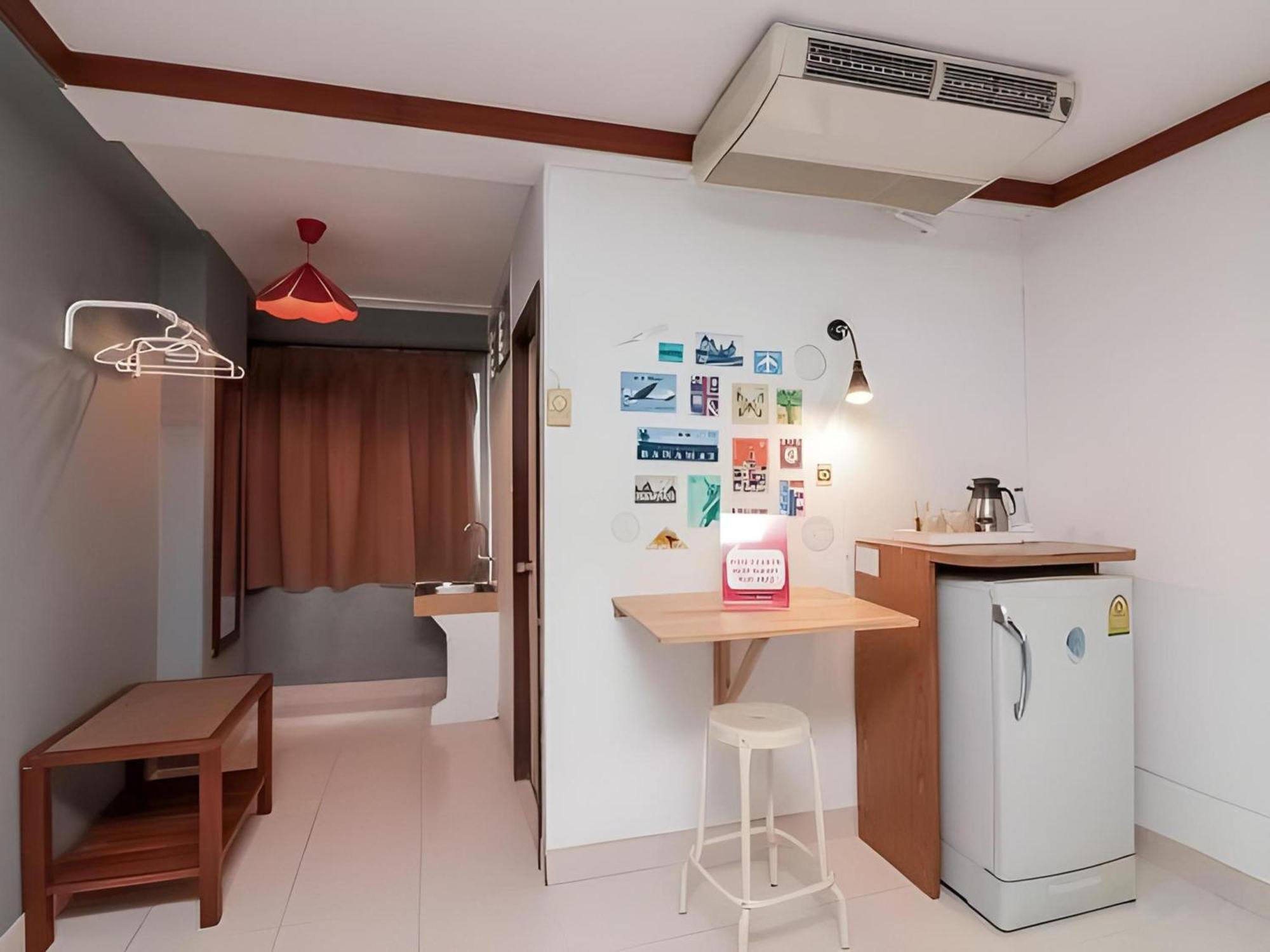 Collection O Howard Square Boutique Hotel Bangkok Bagian luar foto